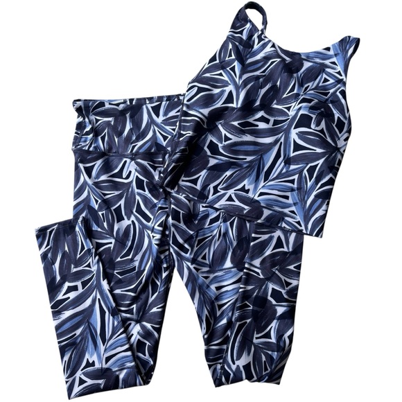 Sage Collective Other - Sage Collective NWT Leggings and Sports Bra Set Size Small